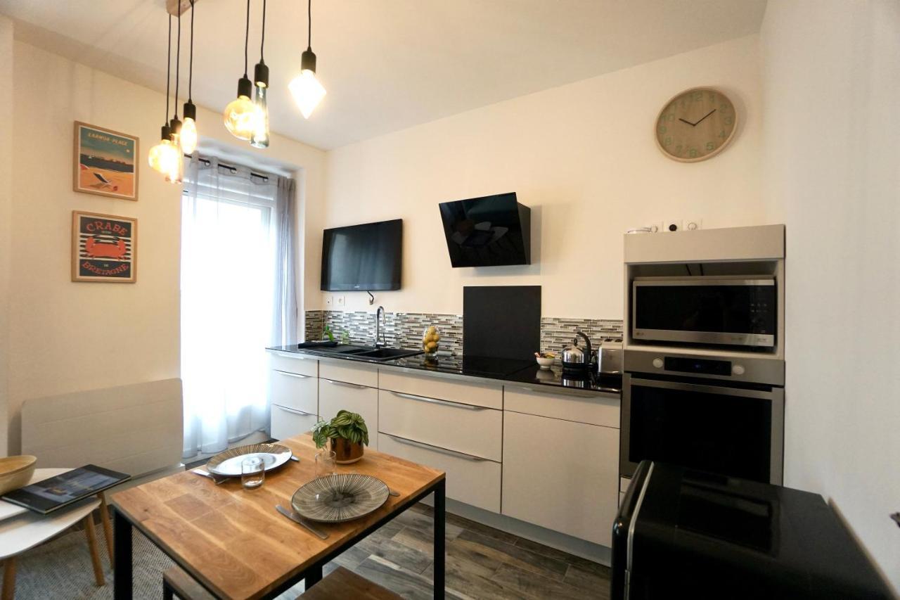 Le 12 * Hyper Centre* Apartment Лориан Екстериор снимка
